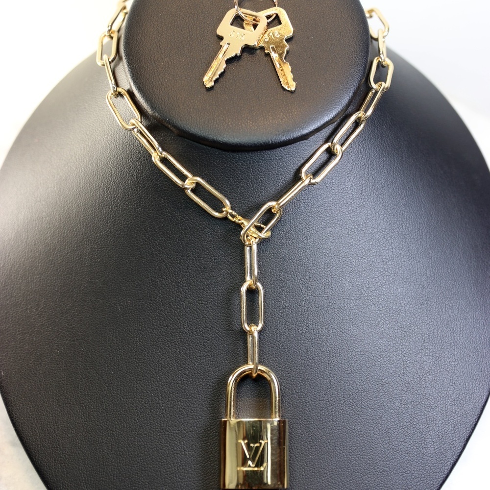 Louis Vuitton Lock Necklace with Gold Tone Chain - Picture 8 of 16